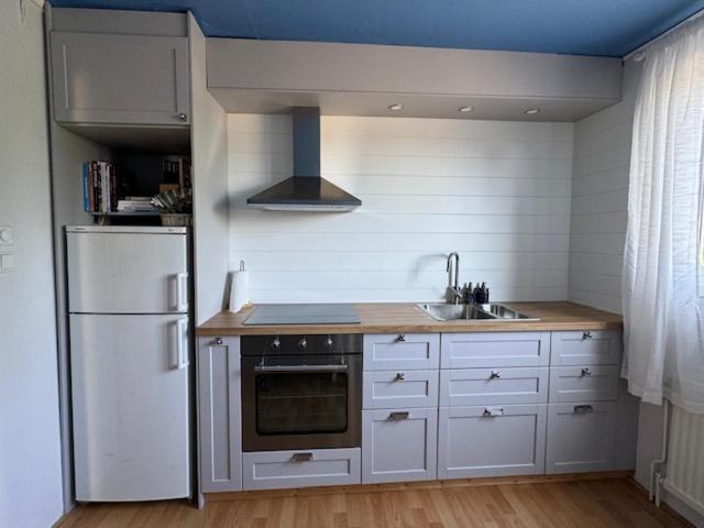B & B Hjaerthuset Zweden Ekshaerad ภายนอก รูปภาพ